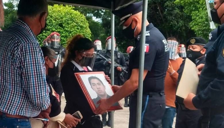 Muere otro policía estatal tras el atentado a la alcaldesa de Pilcaya 
