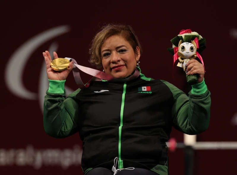 Pesista mexicana Amalia Pérez conquista oro en Juegos Paralímpicos de Tokio 2020