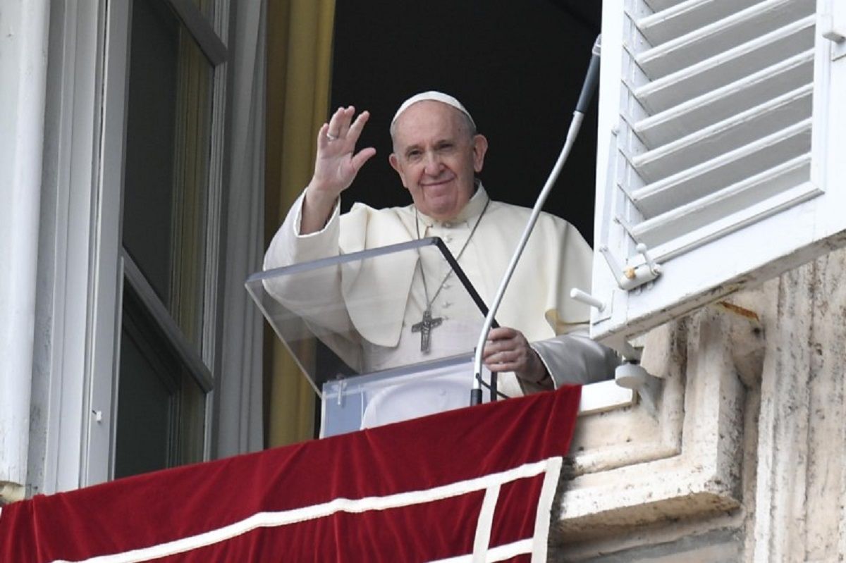 Papa Francisco: Las quejas envenenan y cierran las puertas a Dios