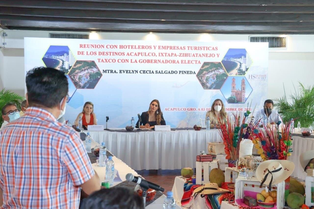 ’Para nosotros es la gobernadora de la esperanza’, le dicen a Evelyn Salgado representantes del sector turístico de Guerrero