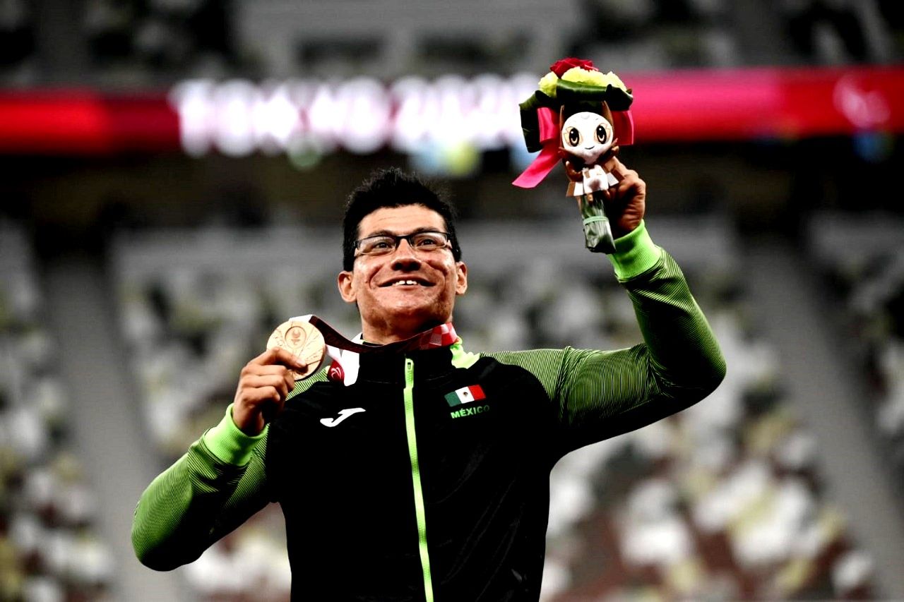 Juan Pablo Cervantes gana presea de bronce en Juegos Paralímpicos de Tokio