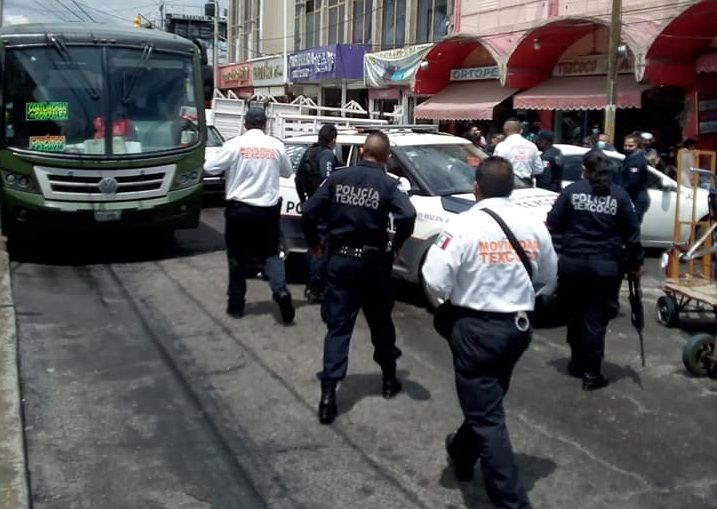 En acción inmediata Policías de Texcoco apresan a gaznápiro por asalto
