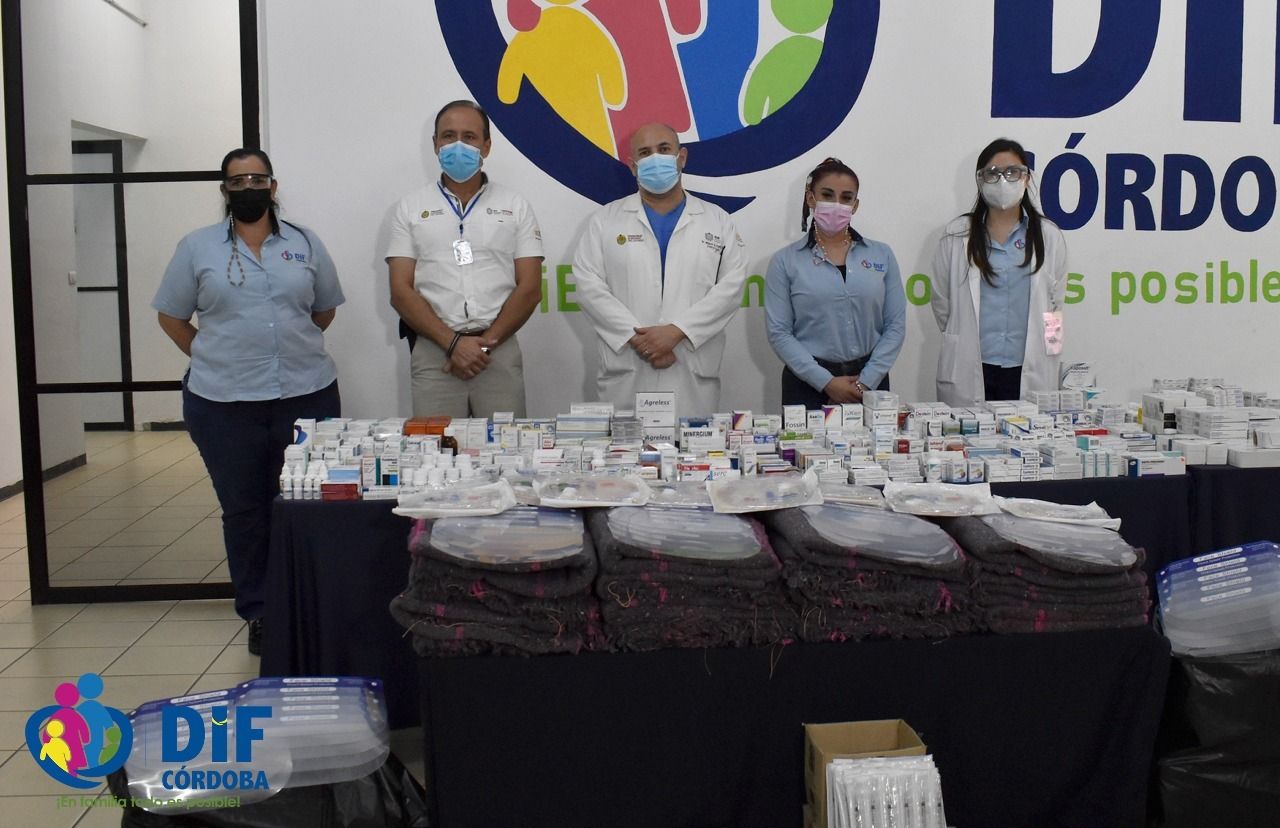 Realiza DIF donación de medicamento a Hospital General de Córdoba ’Yanga’
