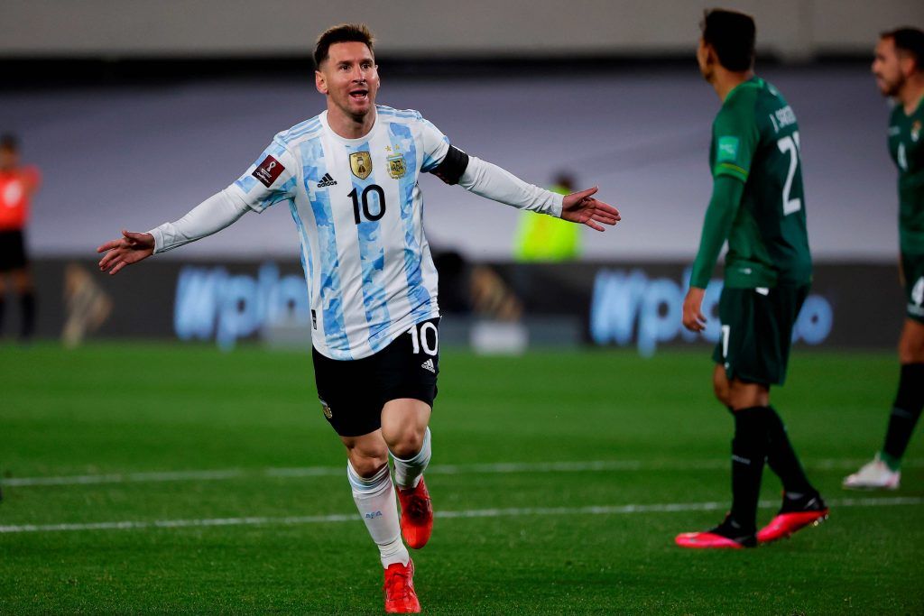Messi llora de emoción tras lograr triplete, romper marca de Pelé y celebrar Copa América con su afición
