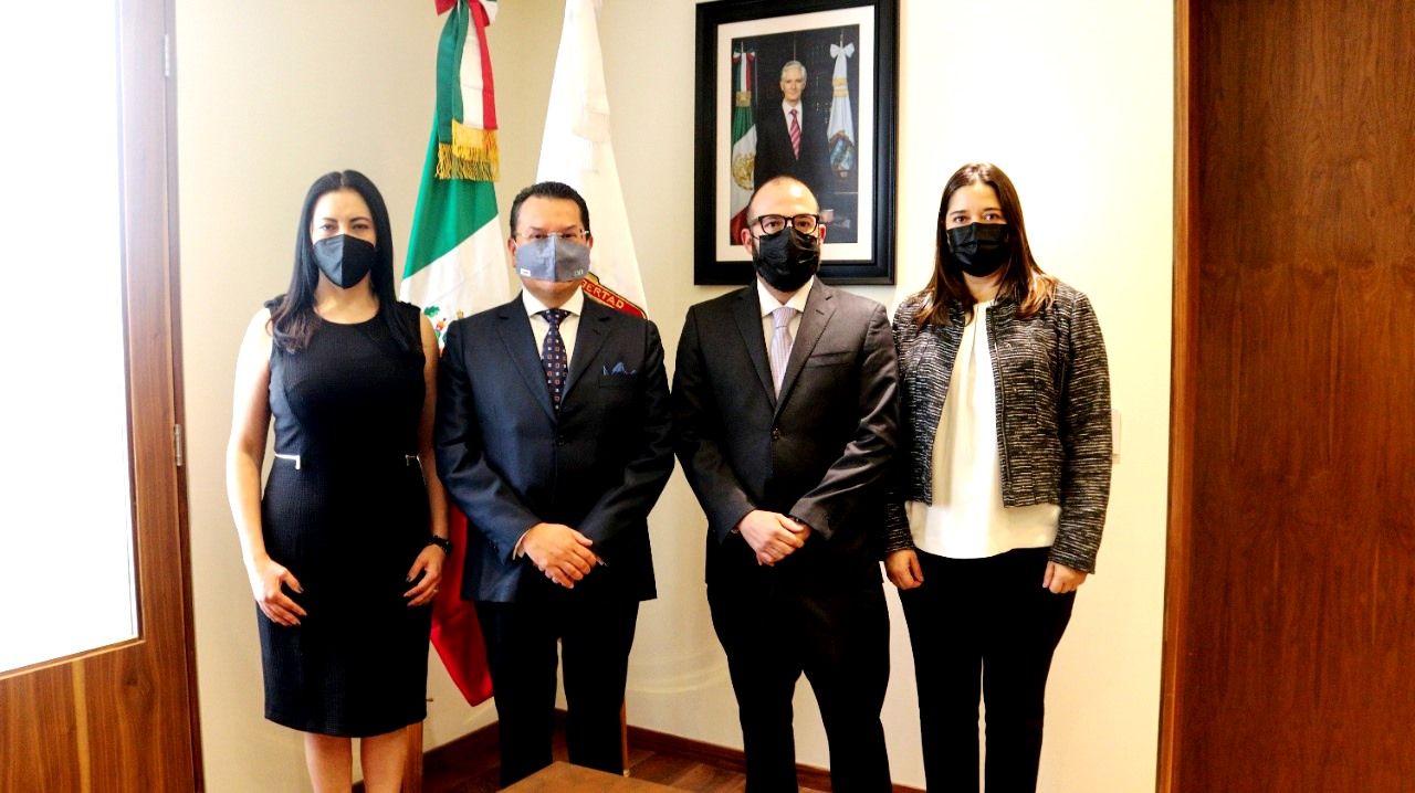 Rinden protesta tres nuevos notarios del Estado de México