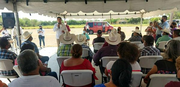 Sigue Presidente de Matamoros cumpliendo compromisos; entrega acciones de revestimiento en comunidades rurales 