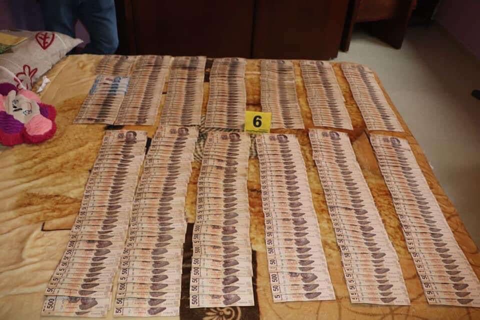 Detienen a tesorero de Tlalnepantla Morelos con mas de 200 mil pesos