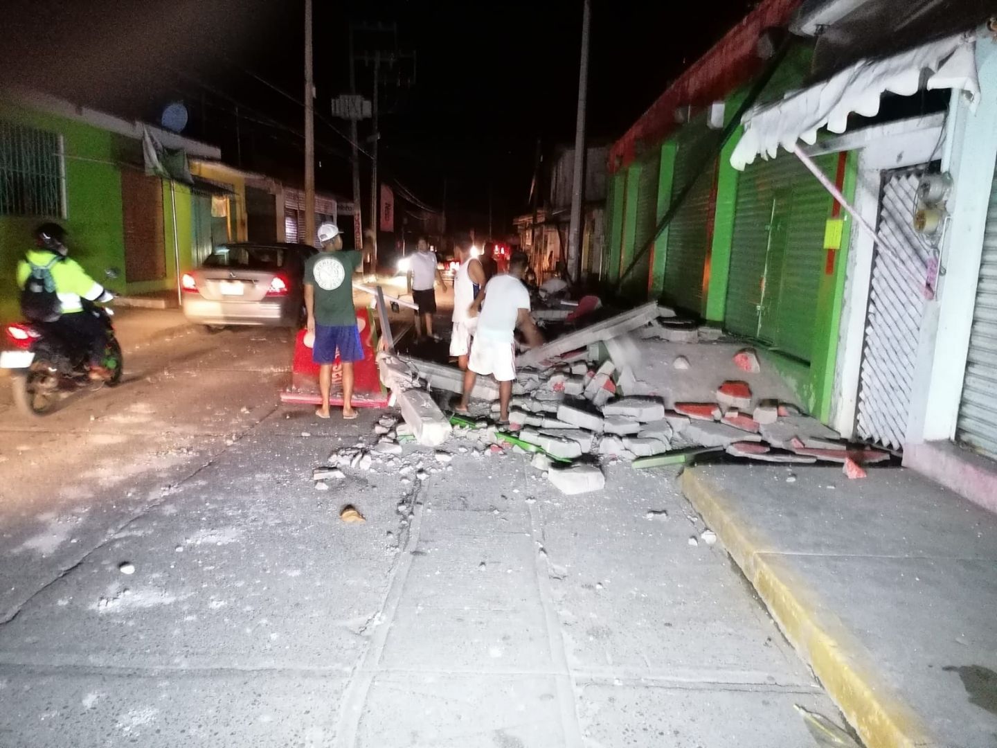 Abre relleno sanitario de Acapulco área especial para escombros por sismo de 7.1
