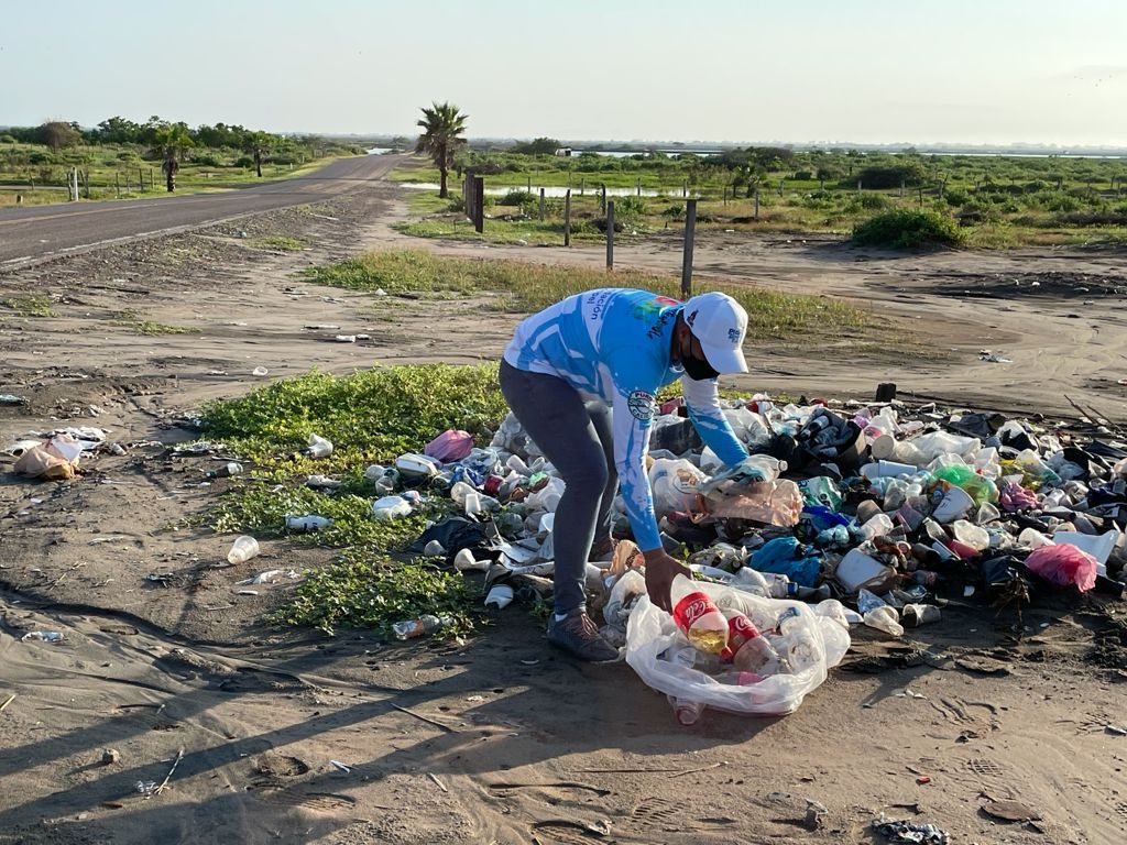 Retiran 4 toneladas de basura de playa Ponce