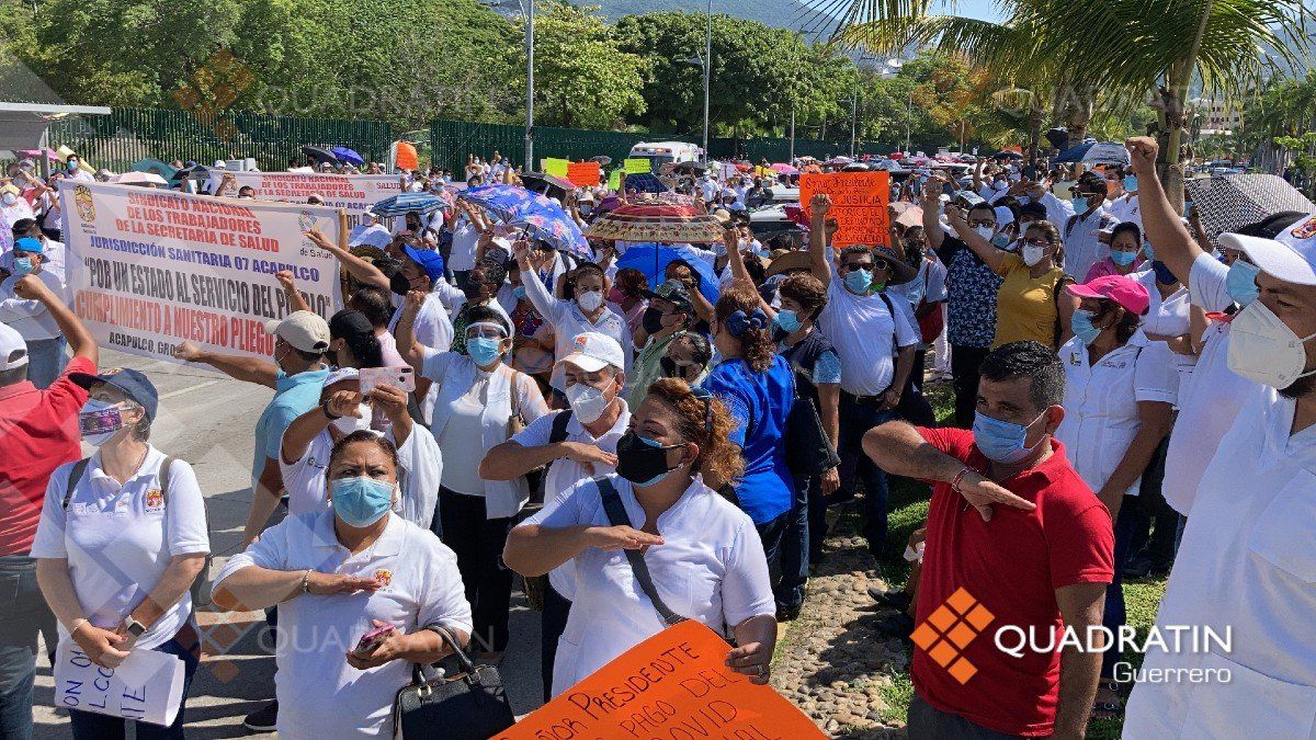 Marcha de paristas de Salud moviliza a más de 3 mil en Acapulco