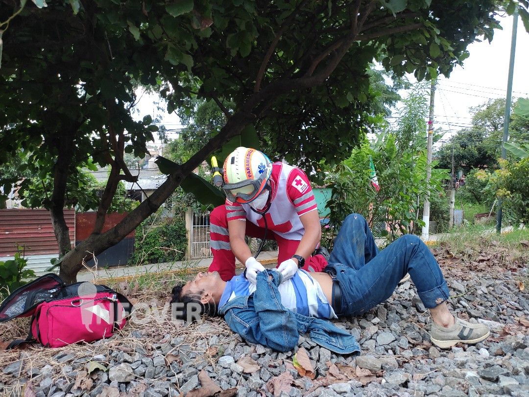 Muere tras horas de agonía sujeto que fuera arrollado por el tren
