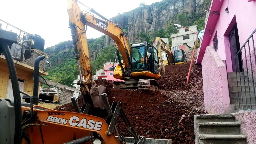 Continúan trabajos para estabilizar zona afectada por desprendimiento de rocas en el Cerro del Chiquihuite