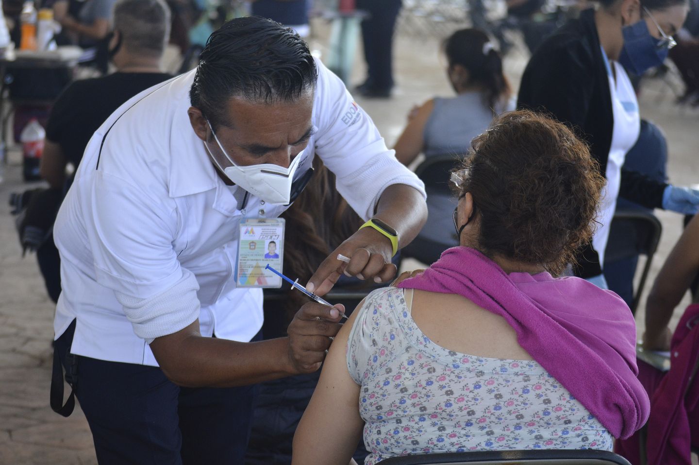 #En Chimalhuacán reciben segunda dosis anti COVID 19, los de 40 a 49 años: Jesús Tolentino
