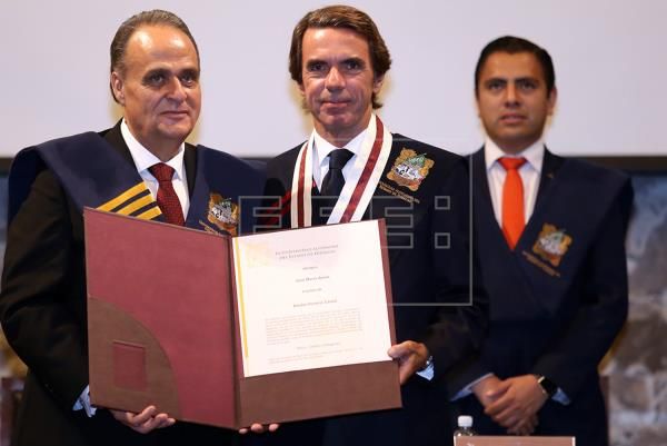 Niega Aznar disculparse con indígenas cuando él lo pidió a los musulmanes