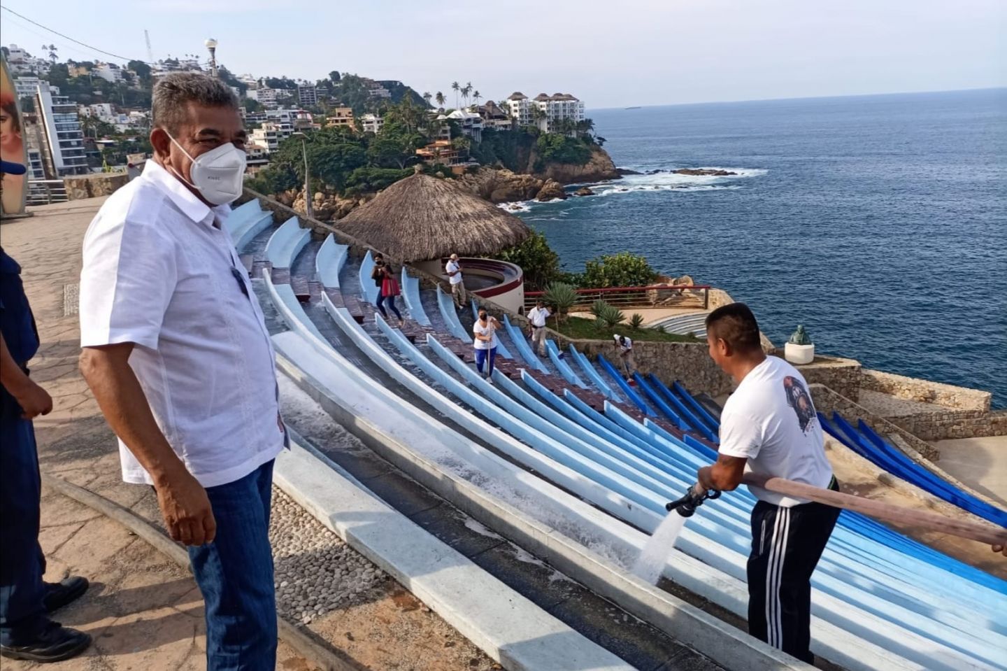 Intensifica Gobierno Municipal brigada de limpieza en Sinfonía del Mar
