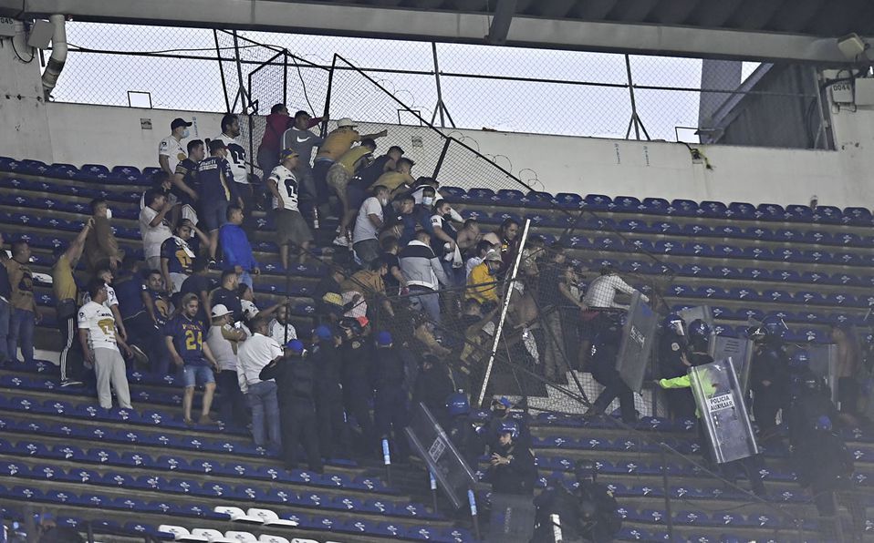 Asunto público, la violencia en estadios del futbol mexicano: experto
