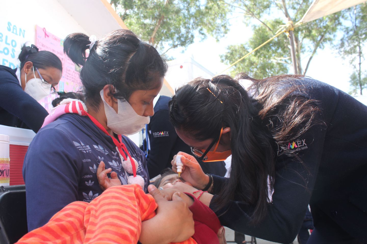 Acercan servicios de salud a comunidades mazahuas 