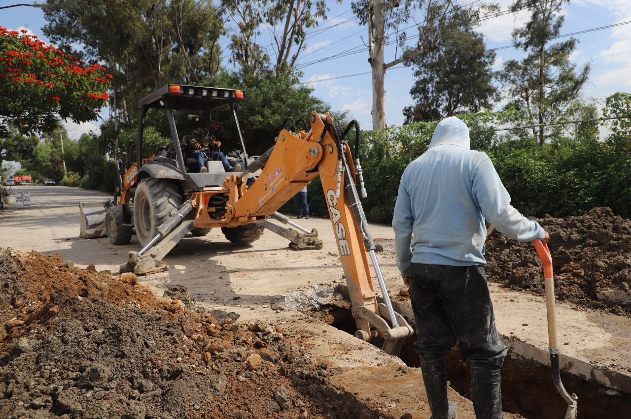 Gobierno de #Ecatepec repara 350 socavones #provocados por drenajes de más de 60 años de #antigüedad
