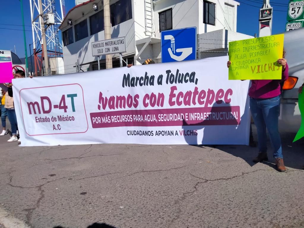 #Organizaciones sociales respaldan al #alcalde de Ecatepec y se #manifiestan en casetas de cobro para exigir más #recursos