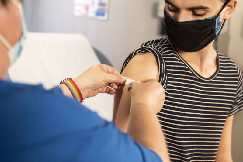 Un juez acaba de ordenar vacunar contra COVID a todas las personas de 12 a 17 años en México
