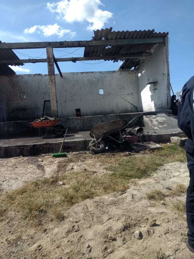 En Zumpango explosión en taller de pirotecnia deja dos personas lesionadas