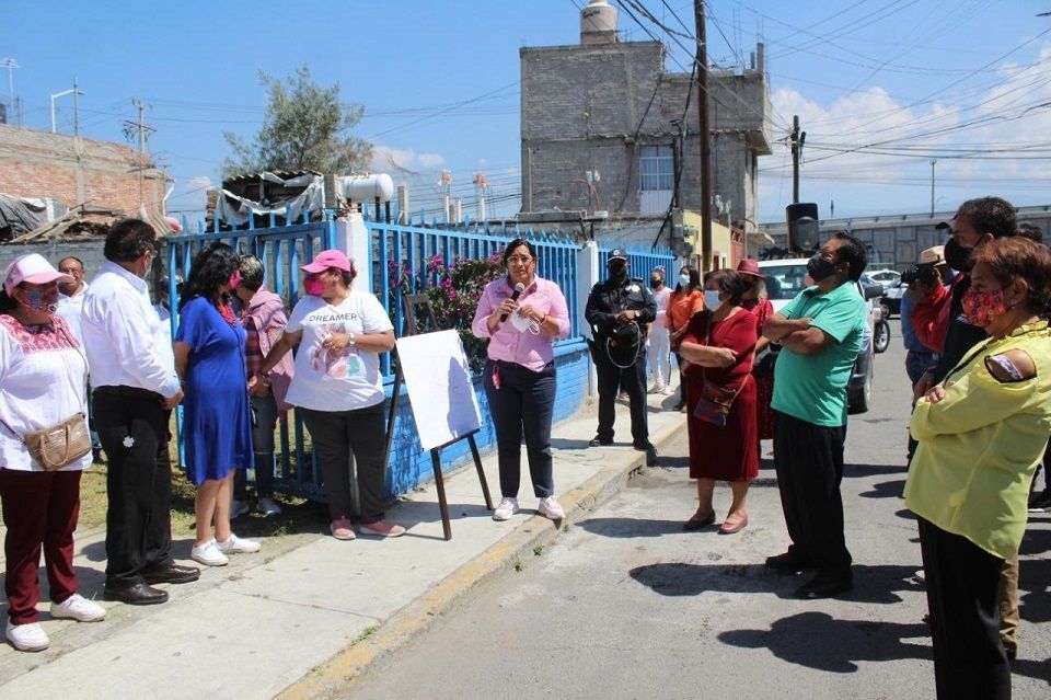 Gobierno  de Texcoco cumple compromisos con vecinos de San Felipe