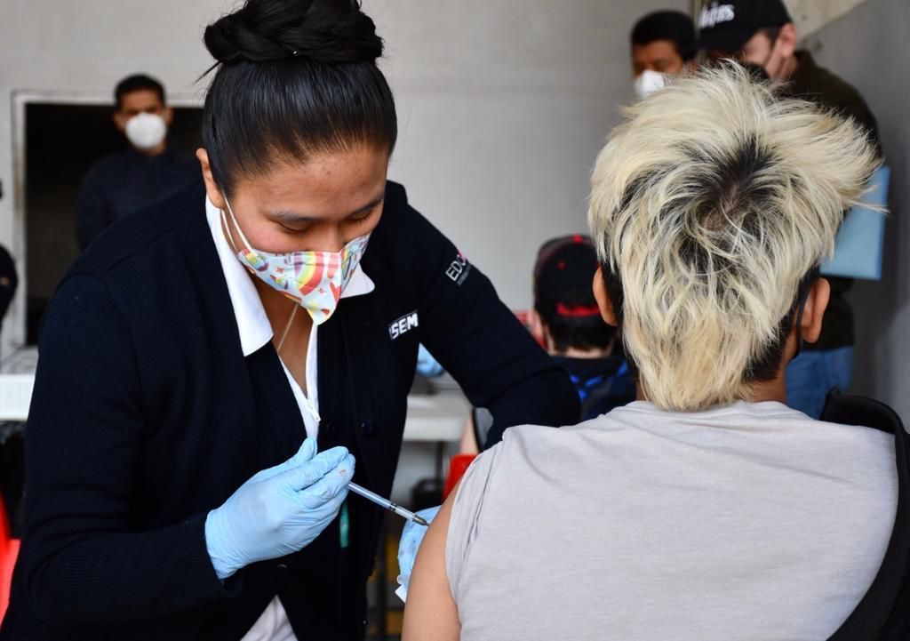 Vacuna Salud Edoméx a 655 menores de 12 a 17 años contra Covid-19 que obtuvieron un amparo