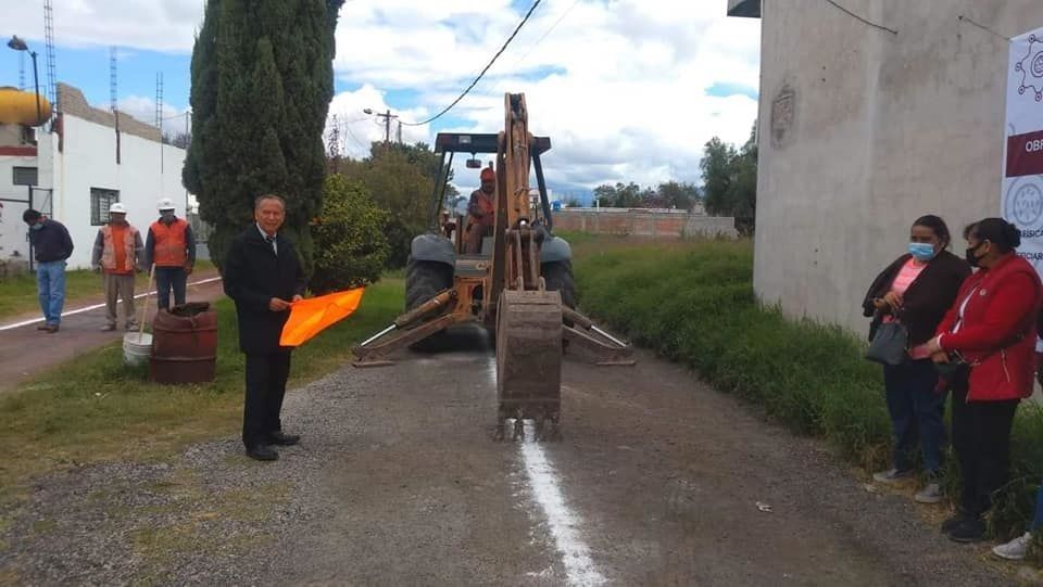 Por el progreso del Municipio de Chiautla inician construcción de Drenaje Sanitario