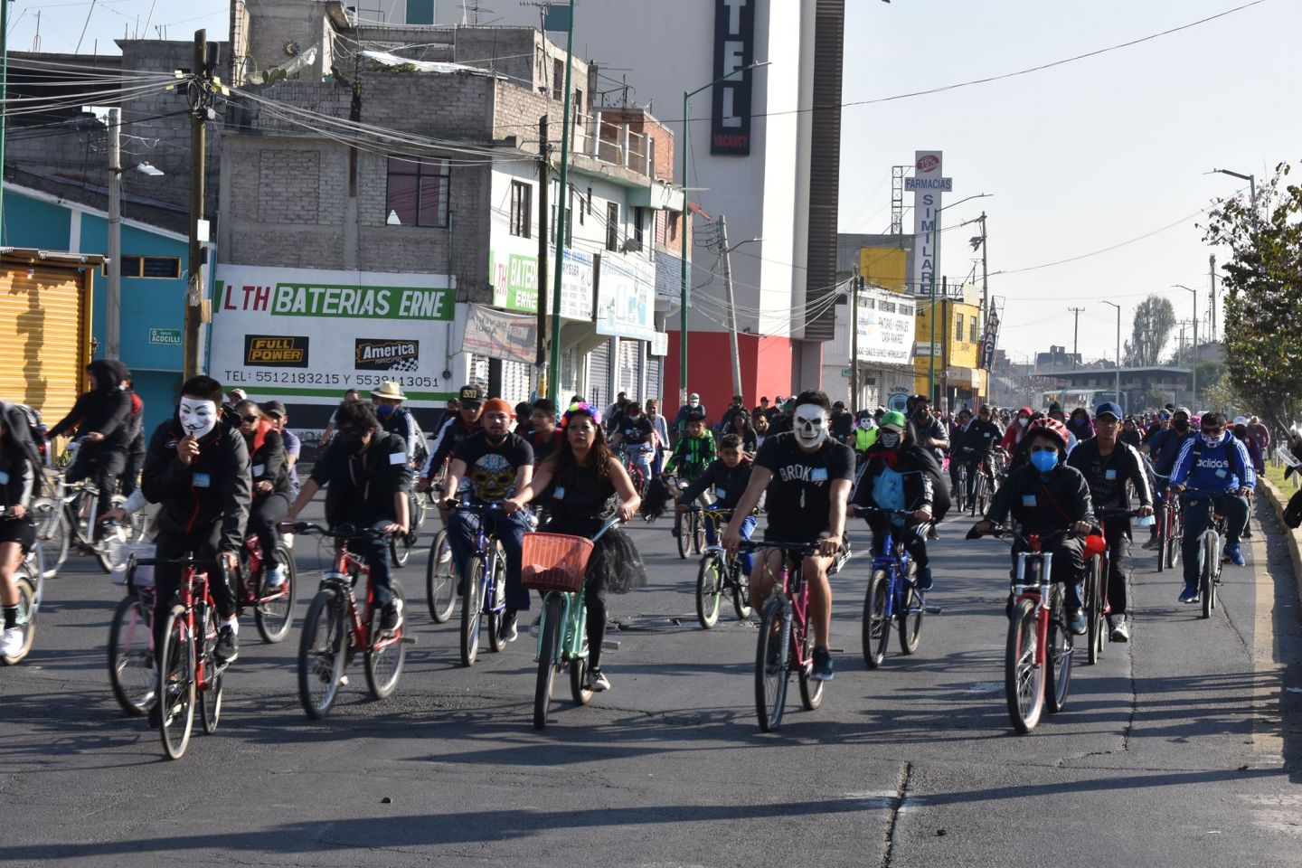 Imcufidech celebra día de Muertos con Paseo Ciclista