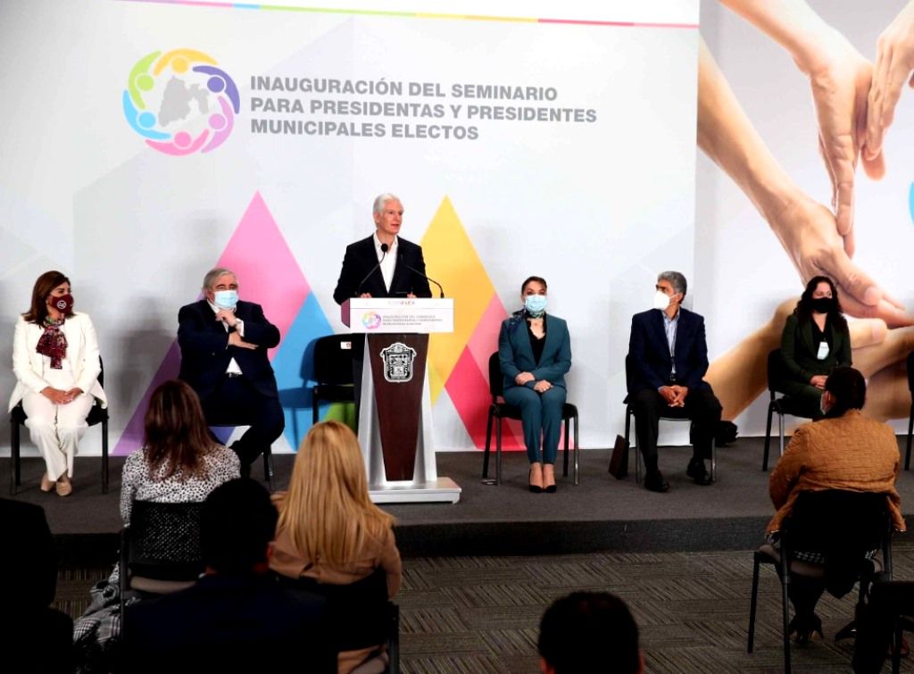 Alfredo del Mazo indica que en el Edoméx se trabaja con unidad y respeto a la autonomía municipal con los 125 municipios mexiquenses