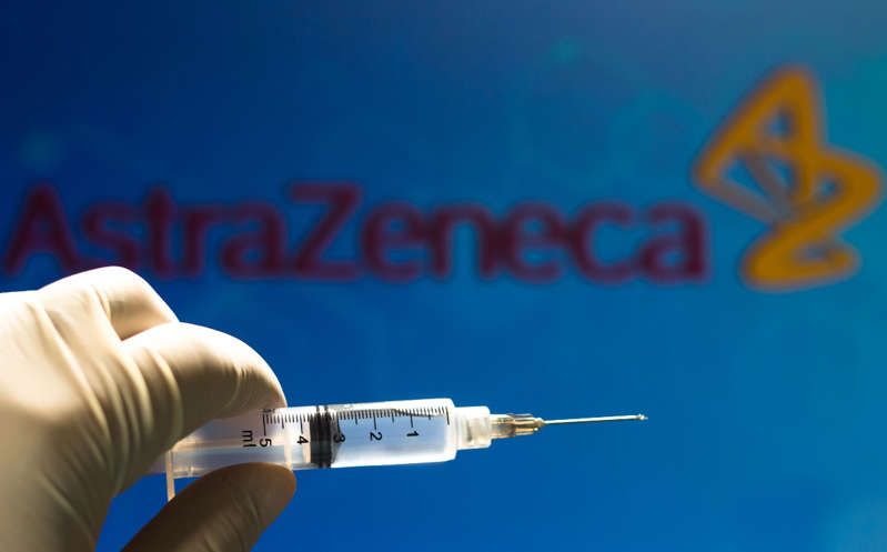 AstraZeneca anuncia fármaco para prevenir contagios, reducir hospitalización y muertes por covid-19