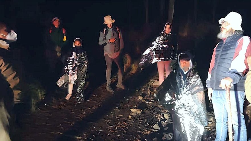 Protección Civil y Policías de Texcoco rescataron a seis personas extraviadas en el Monte Tláloc