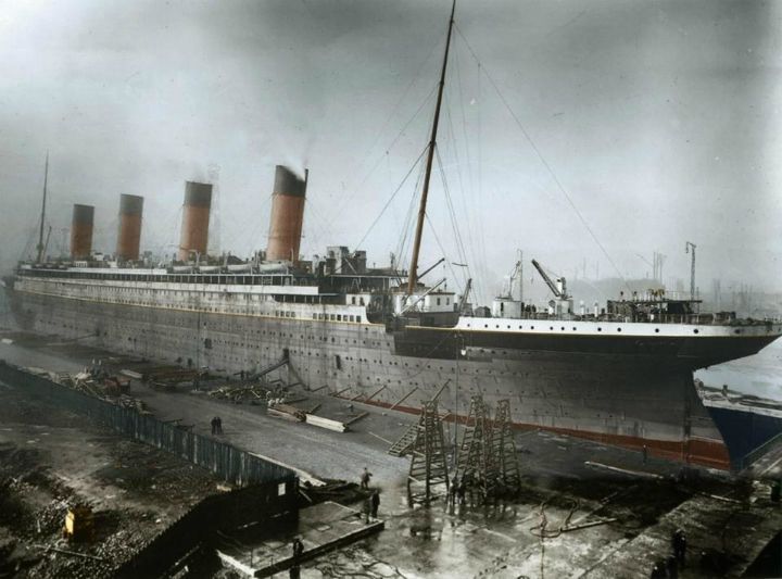 Todo el mundo sabe que el Titanic se hundió en su viaje inaugural, en 1912