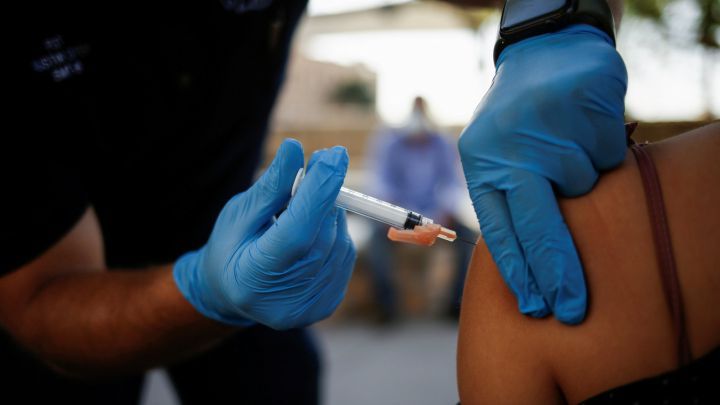 ¡Atención! Científicos recomiendan test serológico antes de aplicar tercera dosis de vacuna contra Covid-19