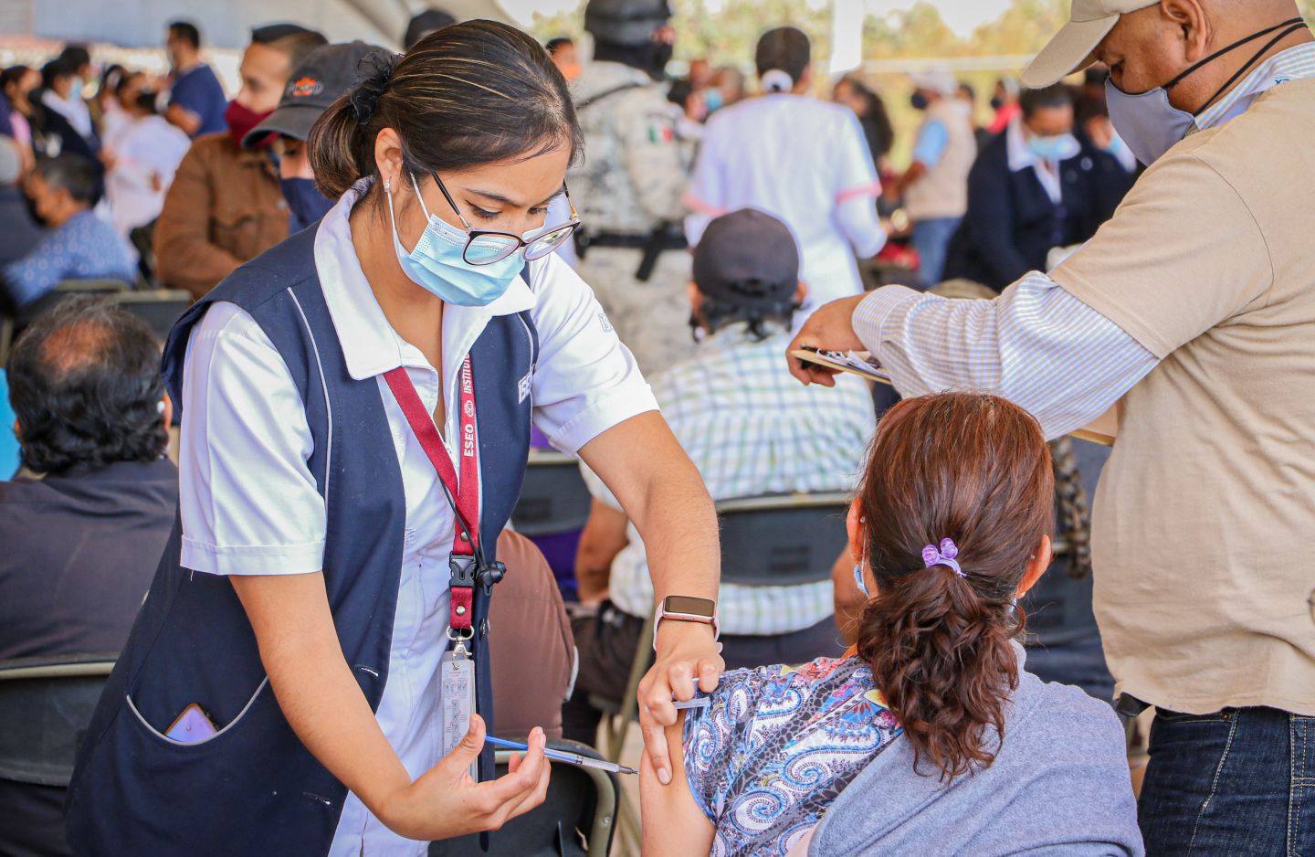 
En marcha aplicación de refuerzo de vacuna contra COVID-19 para adultos mayores de Chimalhuacán
