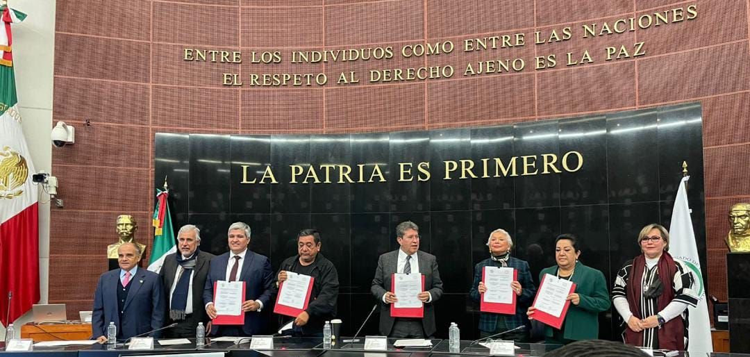 Firman diputados y senadores convenio de colaboración entre el Senado de la República y el Congreso de Guerrero
