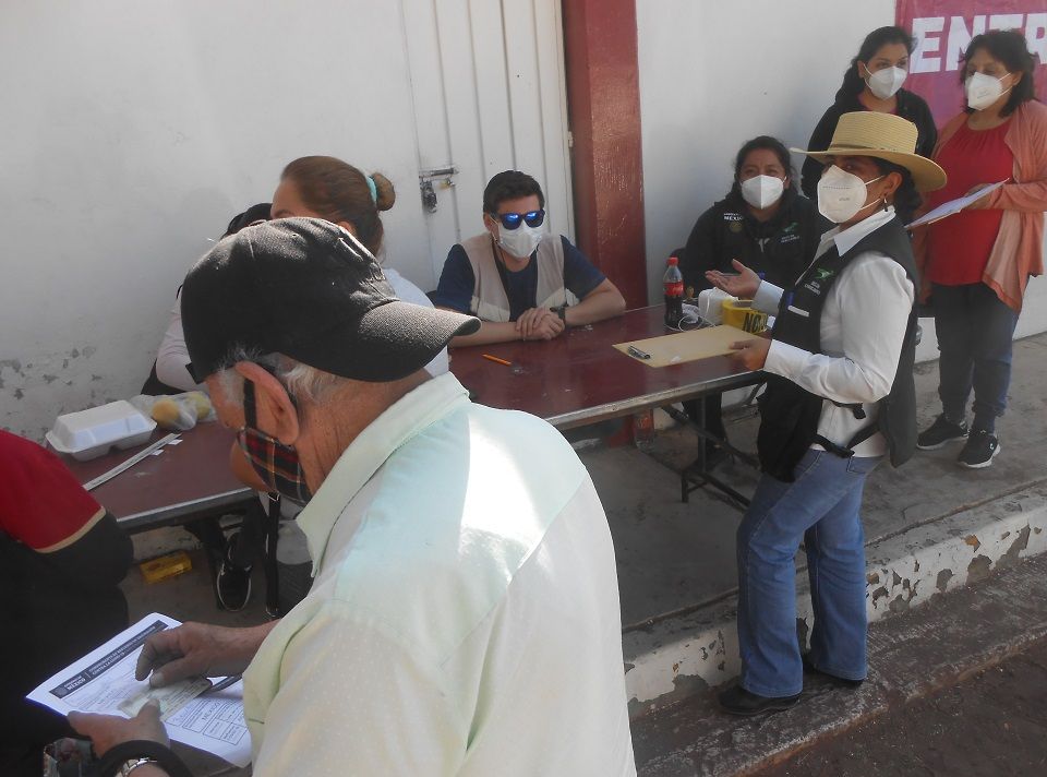 Concluye primer día de aplicación de refuerzo vacuna contra COVID-19 en Texcoco