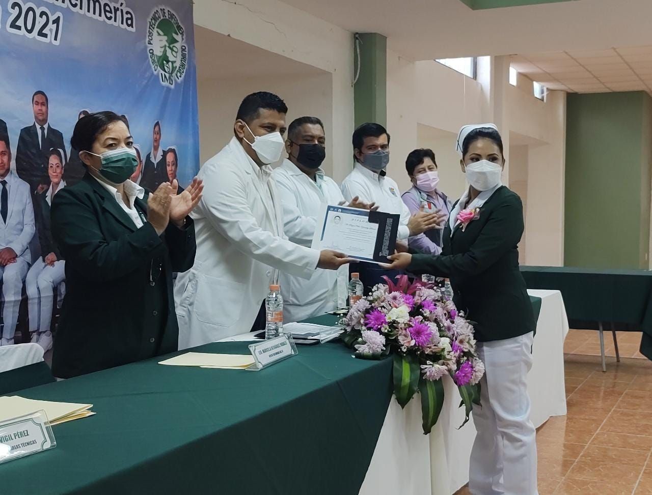 Concluyen dos Cursos Postécnicos de Enfermería en IMSS Veracruz Sur
