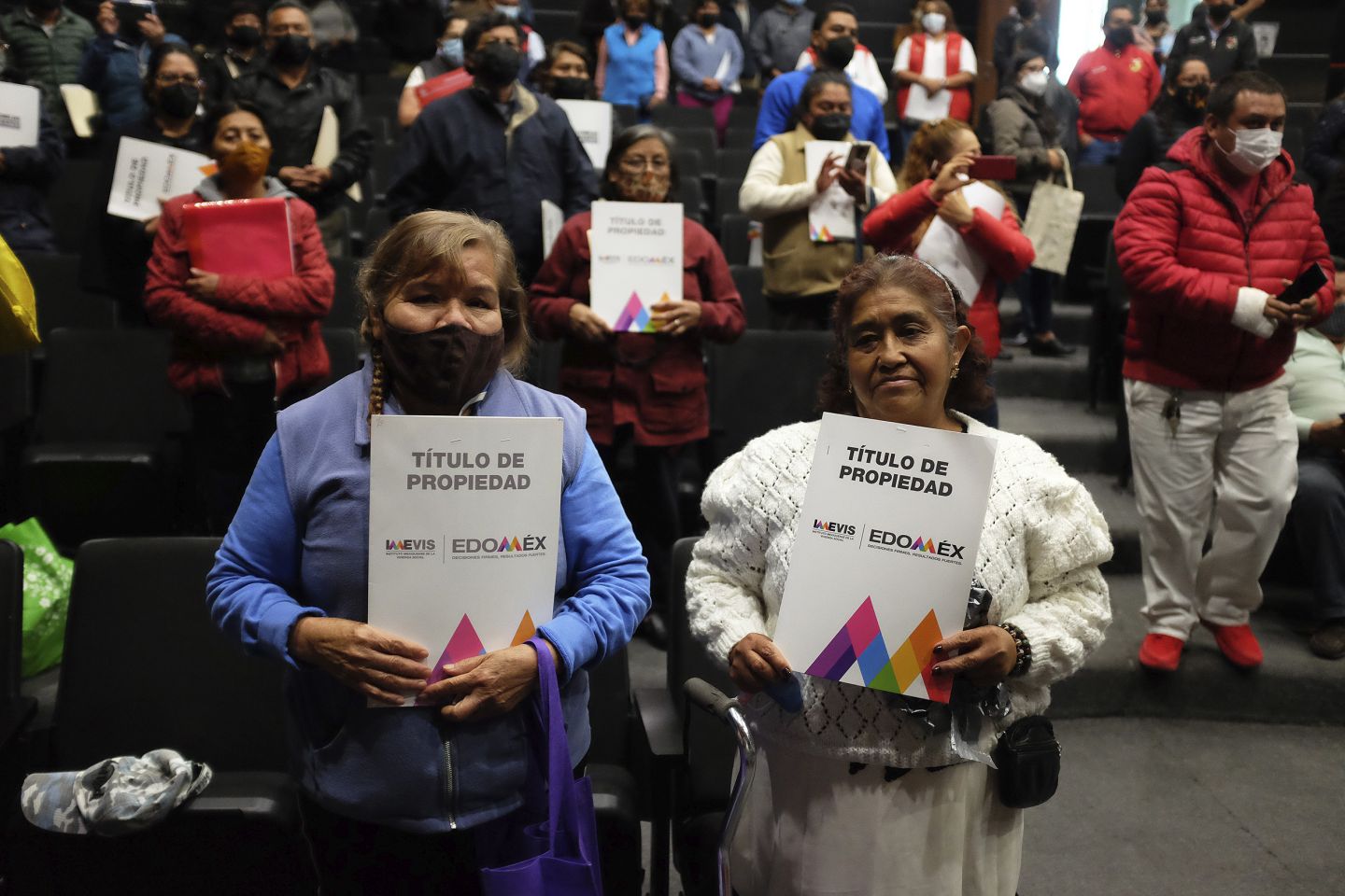 #En tres años Chimalhuacán gestionó mil escrituras ante el IMEVIS