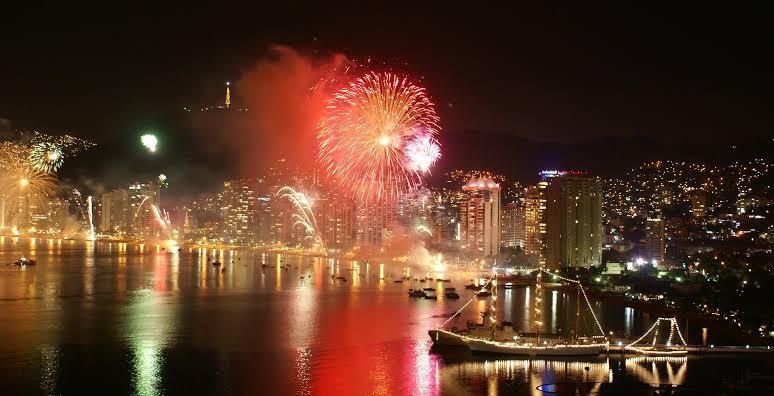 Listo Acapulco y Guerrero para recibir el año nuevo 2022 con espectacular Gala Pirotécnica