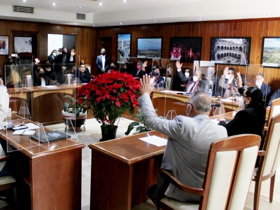 Ayuntamiento de Texcoco instalado con presidenta municipal síndico y nueve regidores
