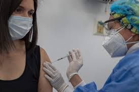 Anuncian aplicación de segunda dosis de vacuna contra Covid-19 para menores de 15 a 17 años en 76 municipios del Estado de México 