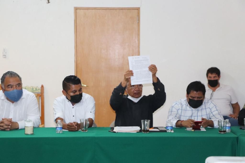 Resuelven conflicto agrario Alcozauca y Metlatónoc; firman los presidentes municipales un acuerdo de paz