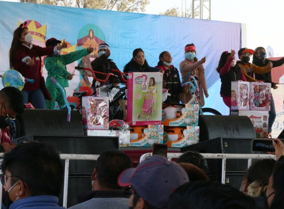Celebra DIF de Acolman Día de Reyes multitudinario en Segundo Festival