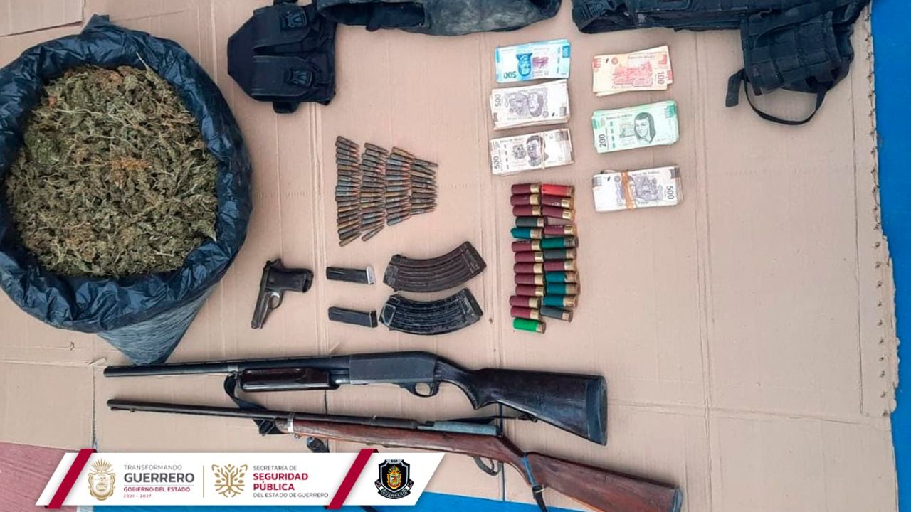 Asegura la Policía Estatal presunta droga y equipo táctico en el municipio de Eduardo Neri