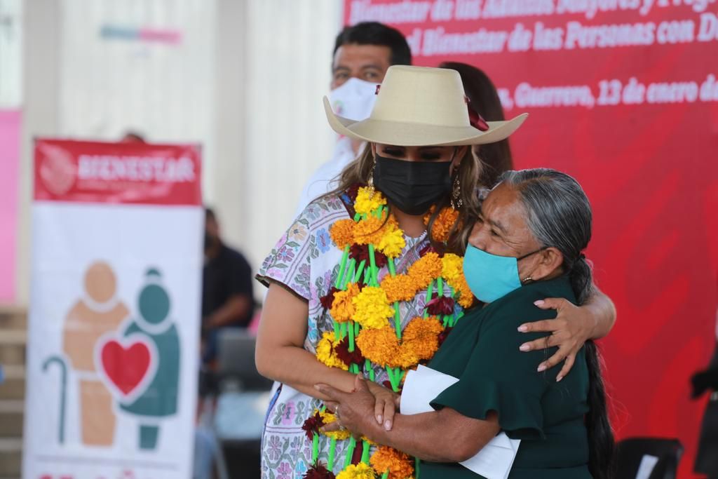Inicia  pago de pensiones de bienestar a 285 mil adultos mayores y personas con discapacidad en Guerrero
