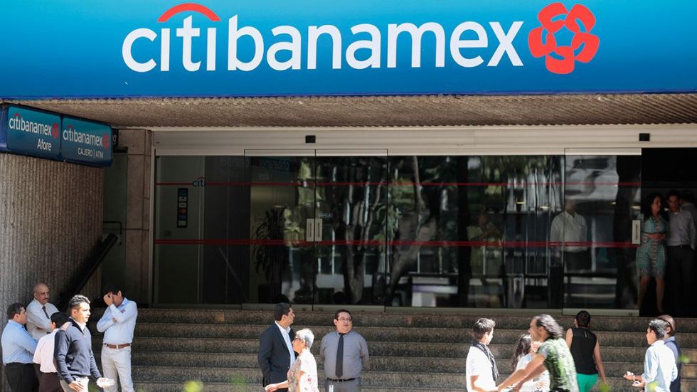 Salvado por el Fobaproa, ahora Banamex quiere vender su negocio al consumo en México