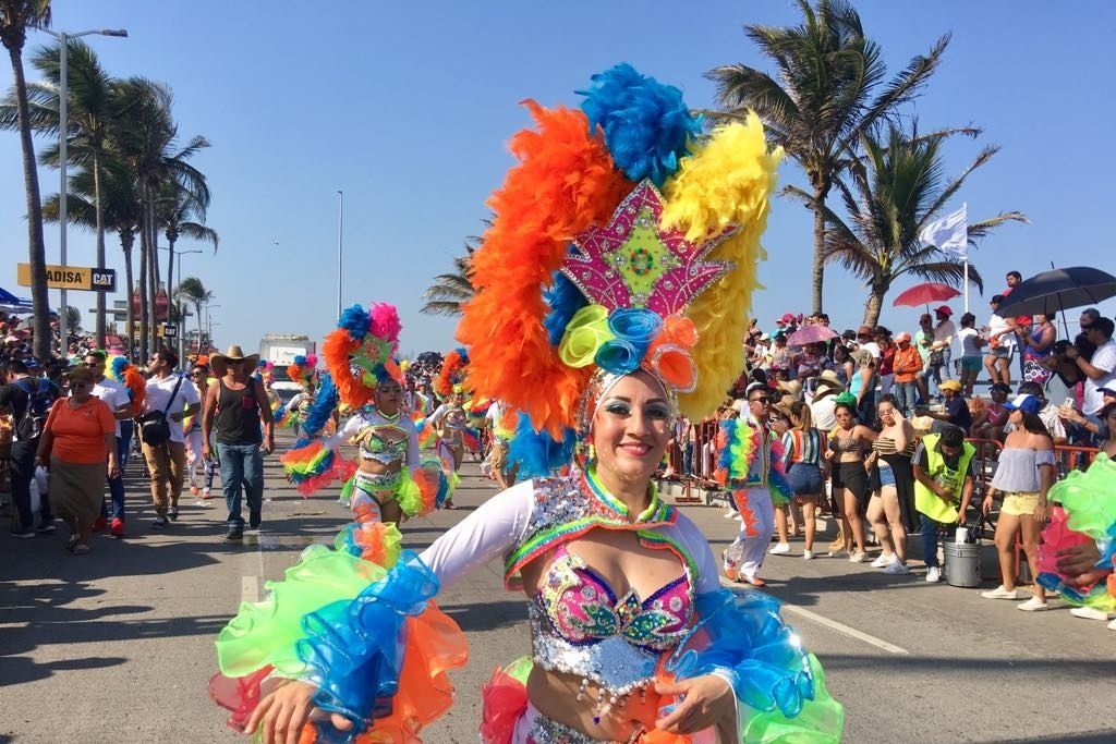 Será obligatorio el uso de cubrebocas durante el Carnaval de Veracruz: Presidente del comité