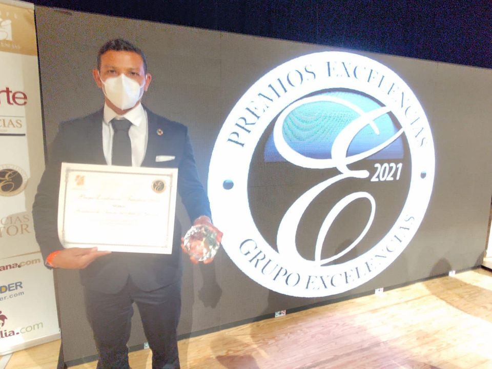 Los Clavadistas de Acapulco reciben el premio ’Excelencias Turísticas 2021’ en el marco de la FITUR de Madrid, España