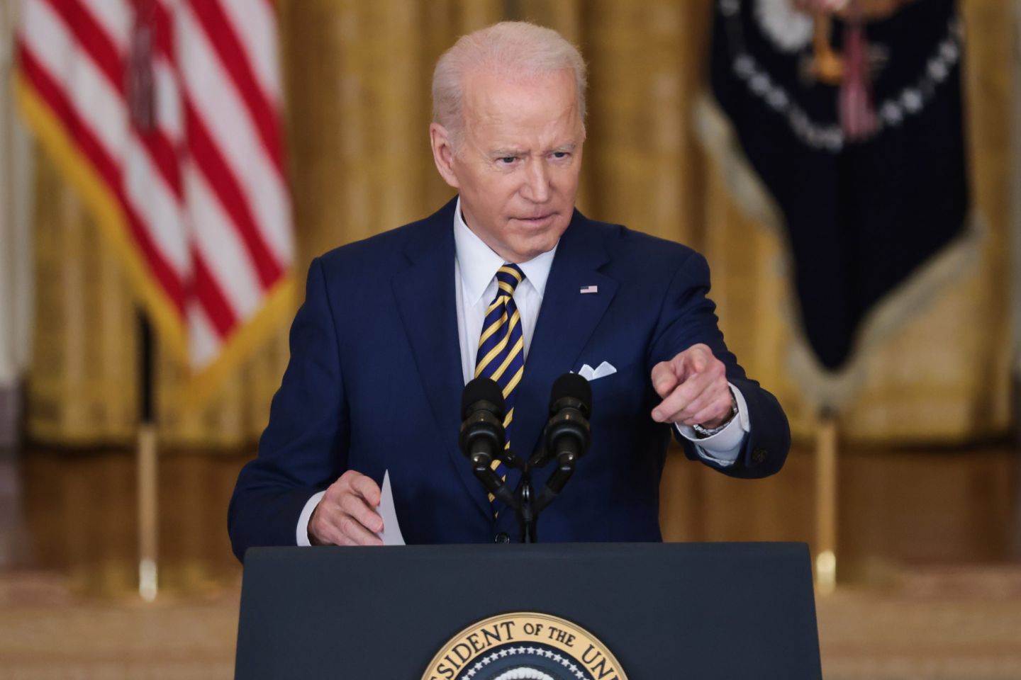 Biden admite fallas en su primer año en el poder y predice ataque ruso a Ucrania